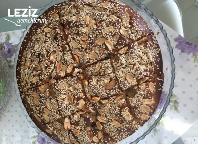 Susamlı Tahinli Kek