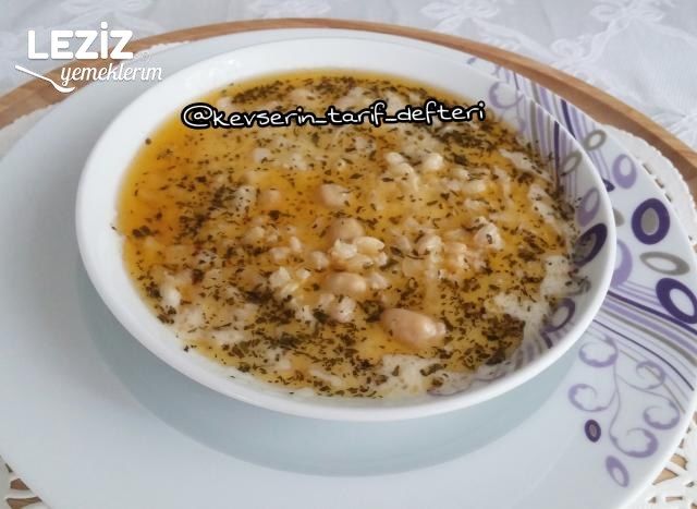 Nohutlu Buğday Çorbası