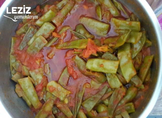 Zeytinyağlı Domatesli Taze Fasulye