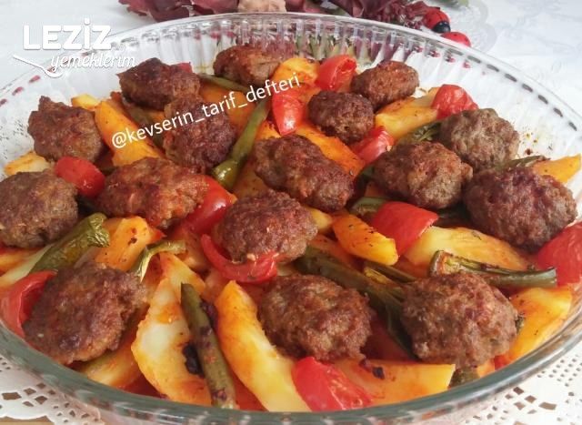 Fırında Pratik Köfte Patates