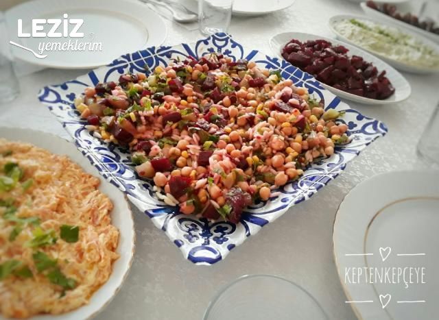 Renkli Nohut Salatası