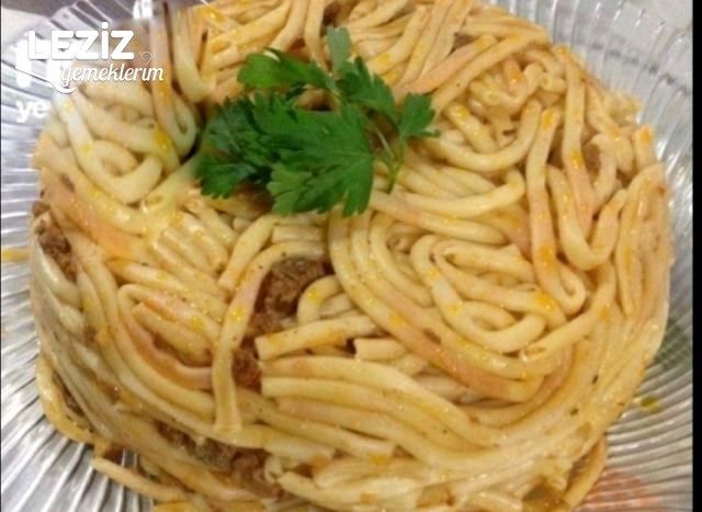 Bolonez Soslu Makarna (Fırında - Kalıpta)