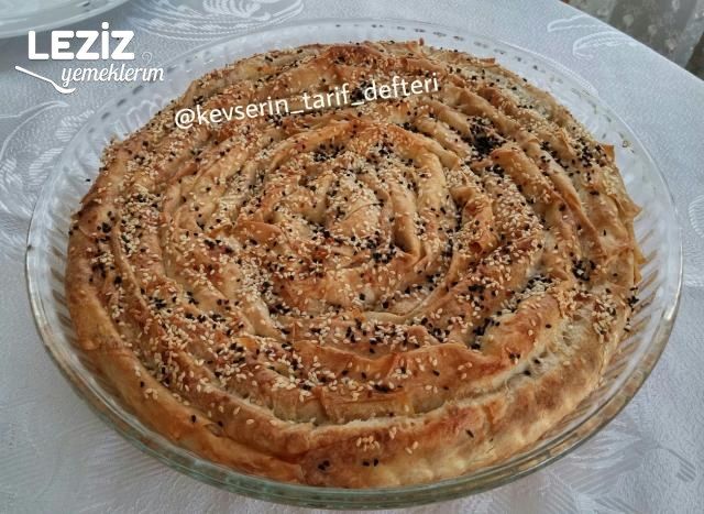 Kolay Peynirli Dolama Börek