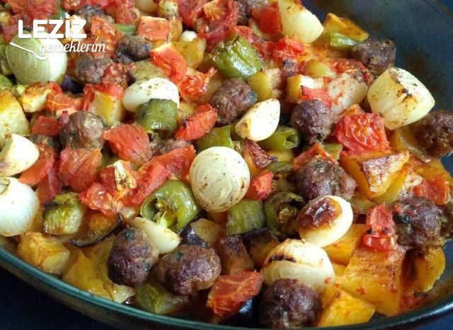 Fırında Sebzeli Köfte Yapımı