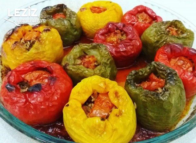 Fırında Kolay Biber Dolması