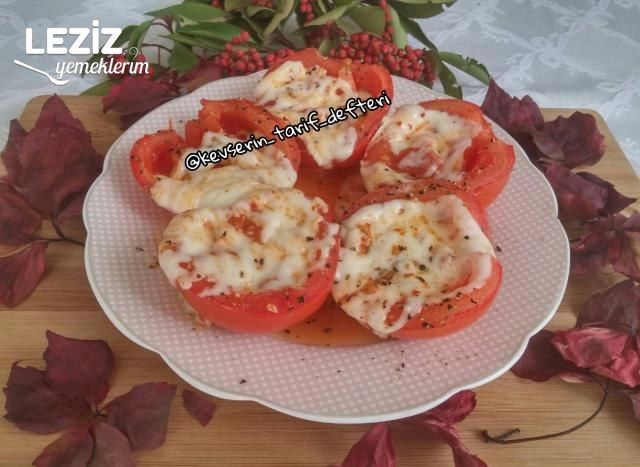 Mikrodalgada Baharatlı Kaşarlı Domatesler