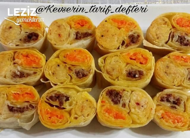 2 Adet Yufka İle Üç Renkli Börek
