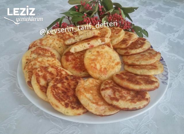 Domatesli Dereotlu Peynirli Kaşık Dökmesi