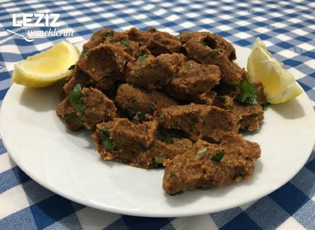 Etsiz Çiğ Köfte