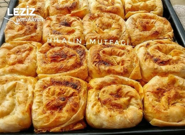 Patatesli Gül Böreği Yapımı