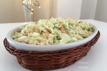 Coleslaw Salata (Videolu)