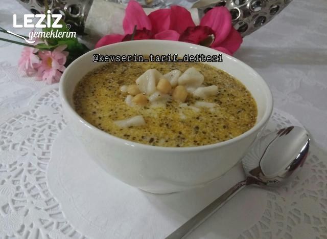 Mantı Çorbası (Yoğurtlu Nohutlu)