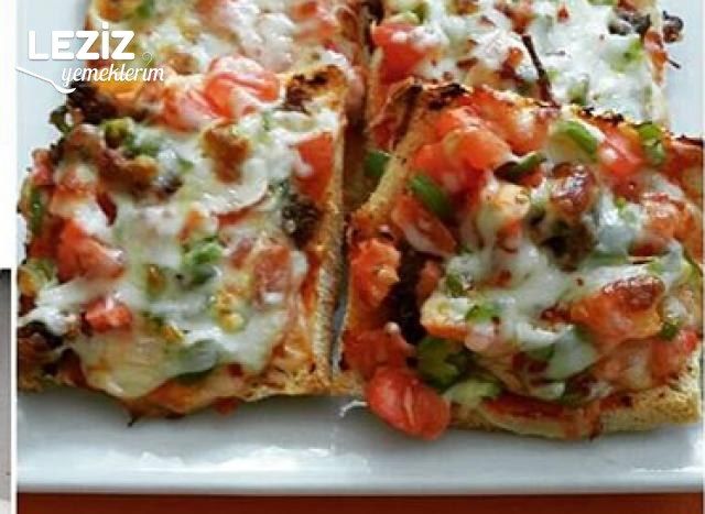 Pratik Tost Ekmeğiyle Pizza