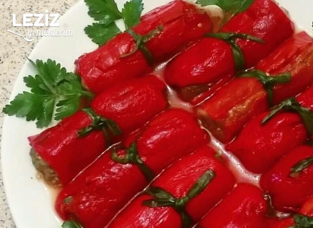 Közde Patlıcan Salatalı Kapya Biber Ruloları