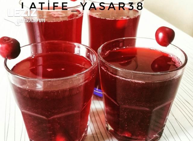 Ev Yapımı Vişne Suyu