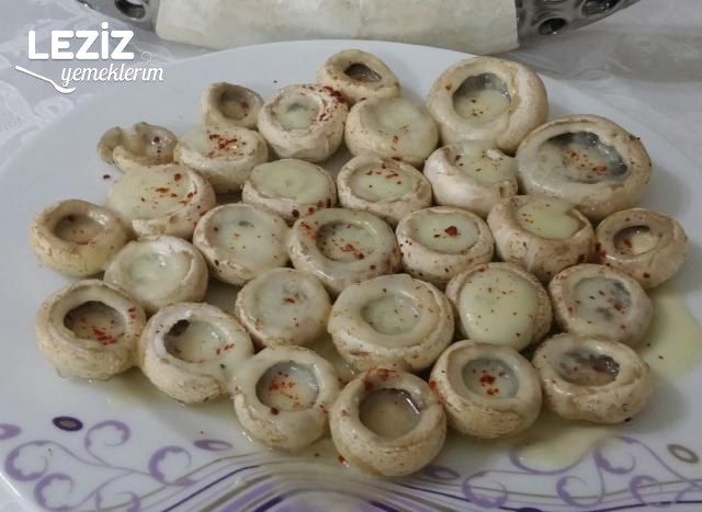 5 Dakikada Kaşarlı Mantar Tarifi (Mikrodalgada)