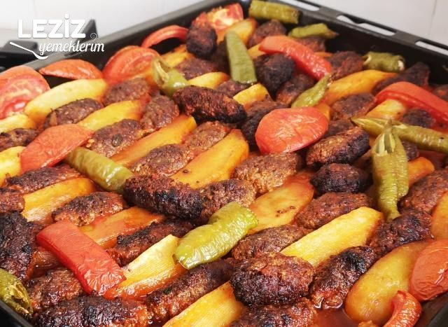 Leziz İzmir Köfte Tarifi