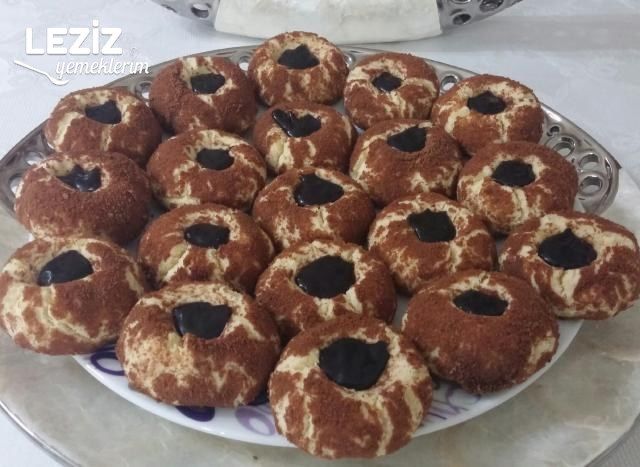 Bisküvi Kaplı Dolgulu Çatlak Kurabiye