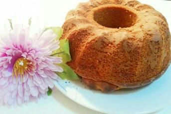 Elmalı Tahinli Kek