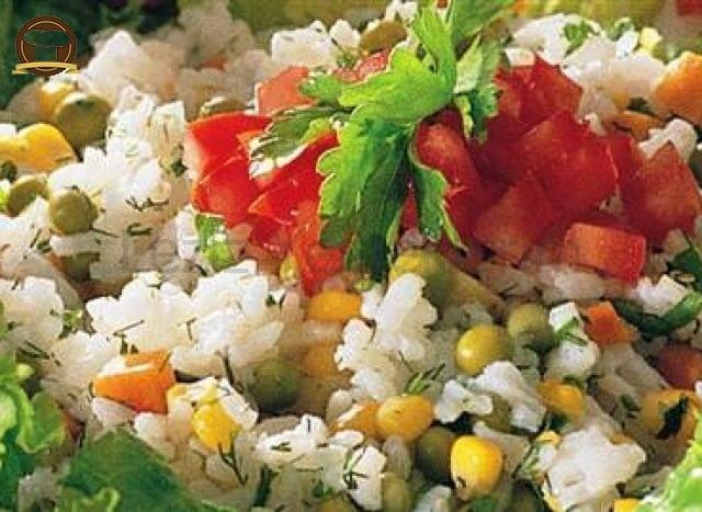 Diyet Pirinç Salatası