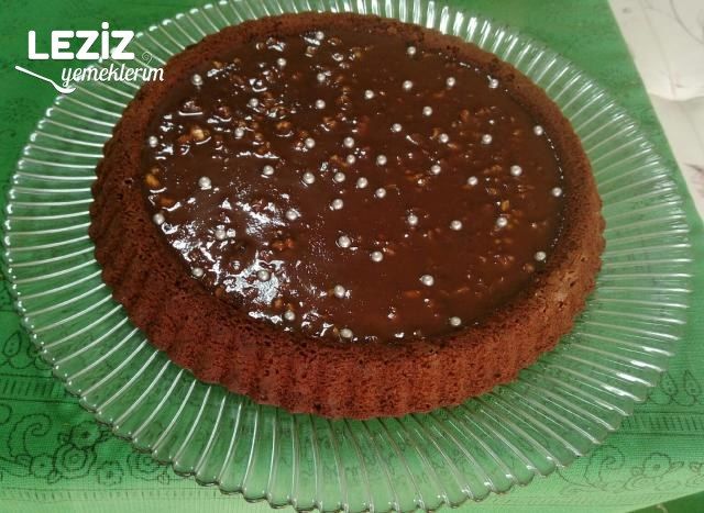 Antep Fıstıklı Kremalı Tart