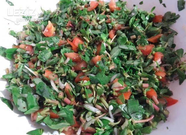 Semiz Otu Salatası (Aşama Fotoğraflı)