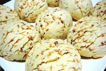 Nefis Susamlı Kurabiye Tarifi