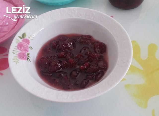 Kiraz Reçeli (Ev Yapımı)