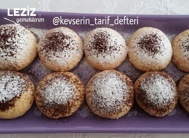 Yedikçe Yediren Ağızda Dağılan Susamlı Kurabiye