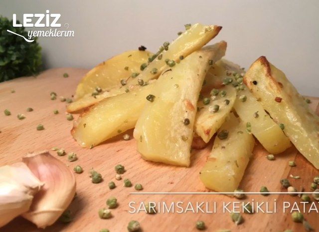Sarımsaklı Kekikli Patates