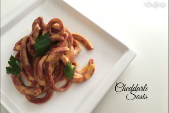 Cheddarlı Sosis