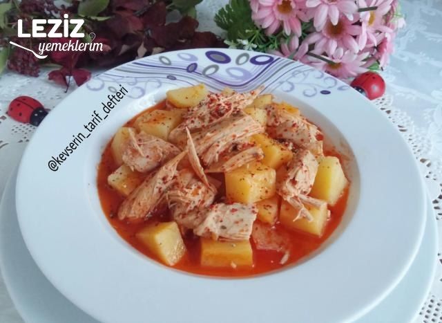 Pratik Tavuklu Patates Yemeği