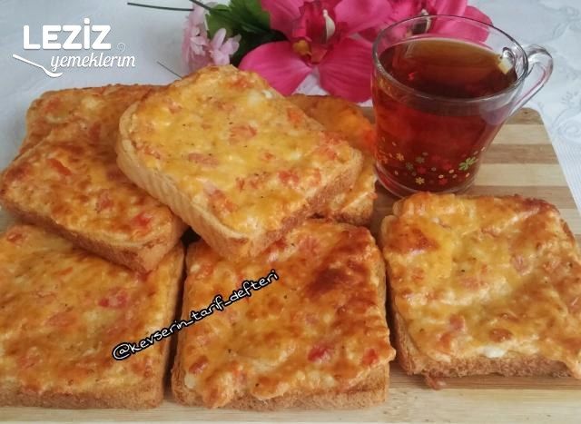 Yumurtalı Peynirli Ekmek Dilimleri