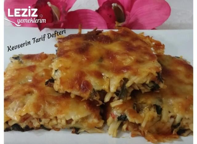Fırında Erişteli Kaşarlı Ispanak (Börek Tadında)