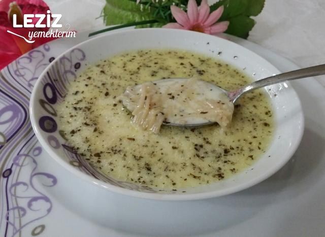 Şehriyeli Yayla Çorbası (15 Dakikada)