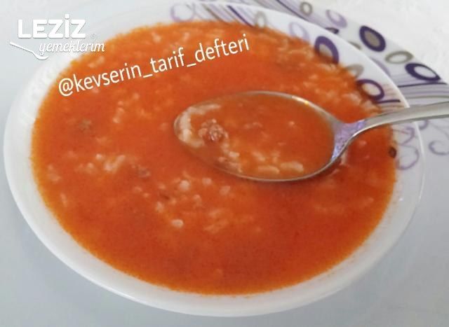 Kıymalı Pirinç Çorbası