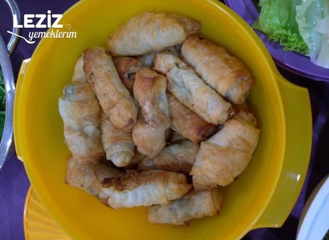 Ispanaklı Lorlu Börek