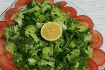 Brokoli Salatası (Bol Vitaminli)
