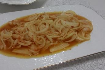 Soğan Salatası