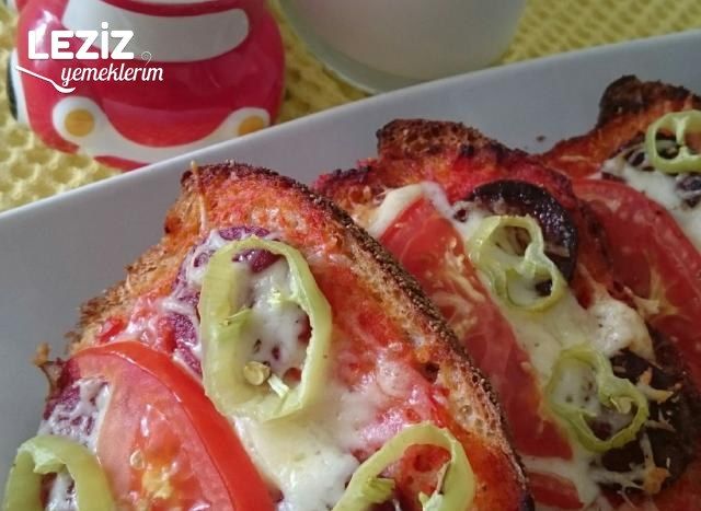 Bayat Ekmek Pizzası (Çok Pratik Lezzet)