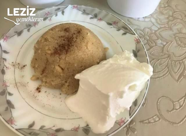 Nefis Dondurmalı İrmik Helvası