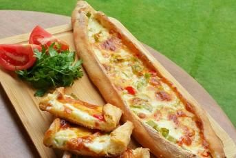 Nefis Kefirli Pide