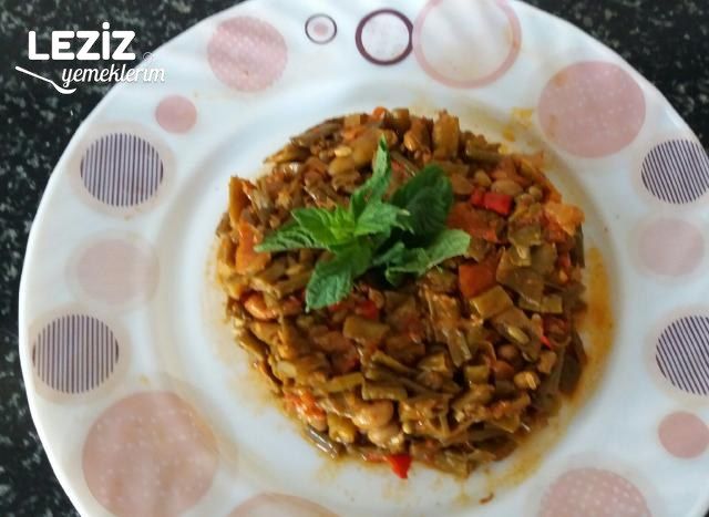Zeytinyağlı Börülce Yapılışı