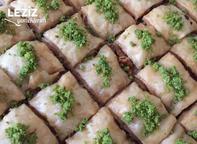 Nefis Ev Baklavası