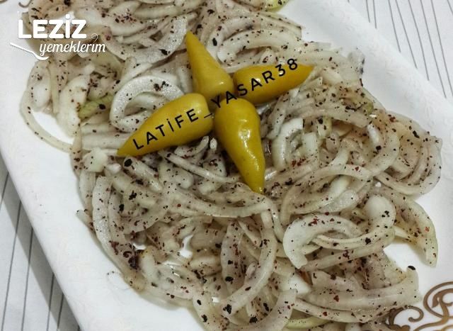 Soğan Salatası (Süper Lezzet)