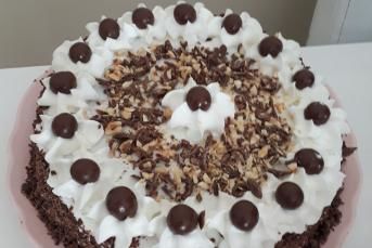 Kolay Yaş Pasta Yapımı