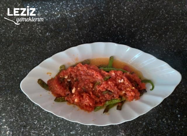 Domates Soslu Biber Kızartması