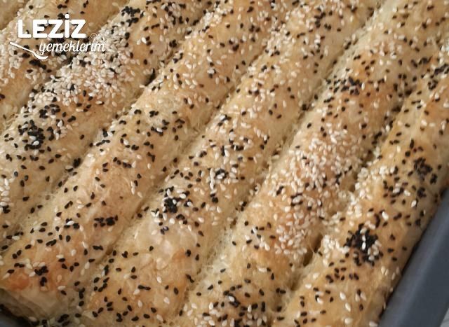 Baklavalık Yufkadan Kıymalı Börek