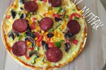 Pratik Lavaş Pizza