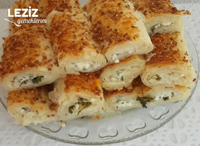 Baklavalık Yufkadan Peynirli Çıtır Börek